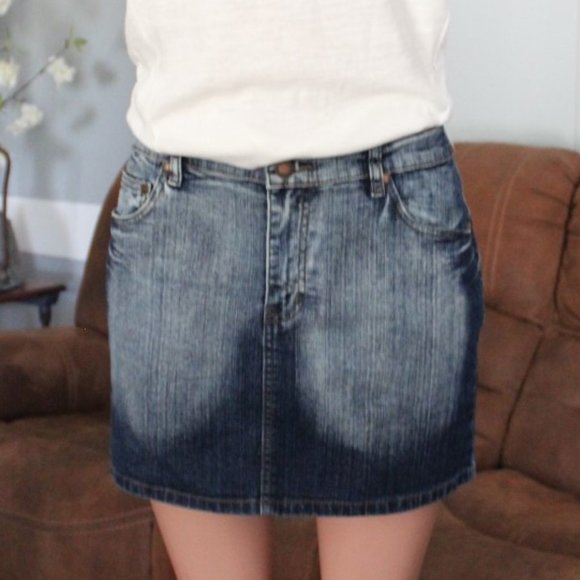 Elite Jeans Distressed Denim Skirt Juniors 11/12 - Picture 3 of 8
